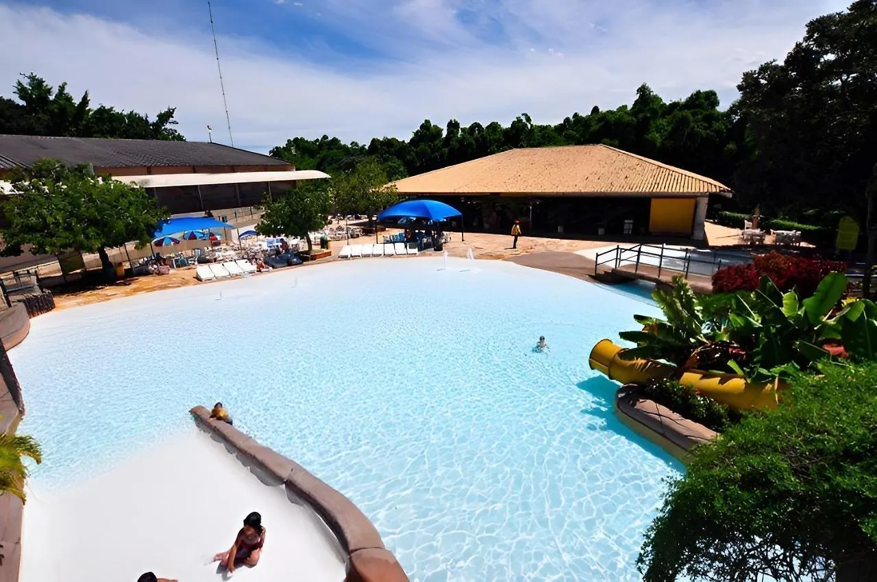 Spazzio Diroma Com Acesso Gratuito Ao Acqua Park E Splash Калдас-Новас